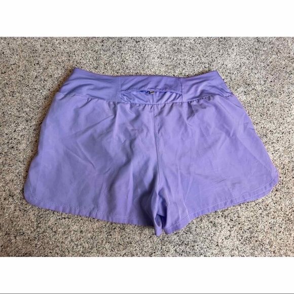 Nike Running Shorts - Picture 2 of 3